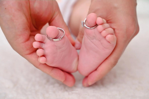 简阳宝宝打喷嚏发烧 简阳宝宝打喷嚏发烧